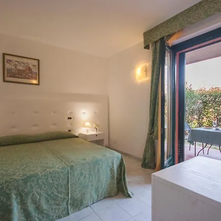 Ξενοδοχείο San Giovanni 3*