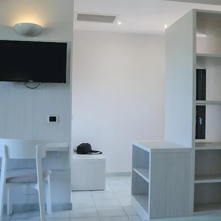 San Giovanni 3*