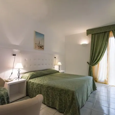 San Giovanni 3*
