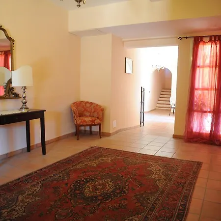 San Giovanni 3* פורטופראיו