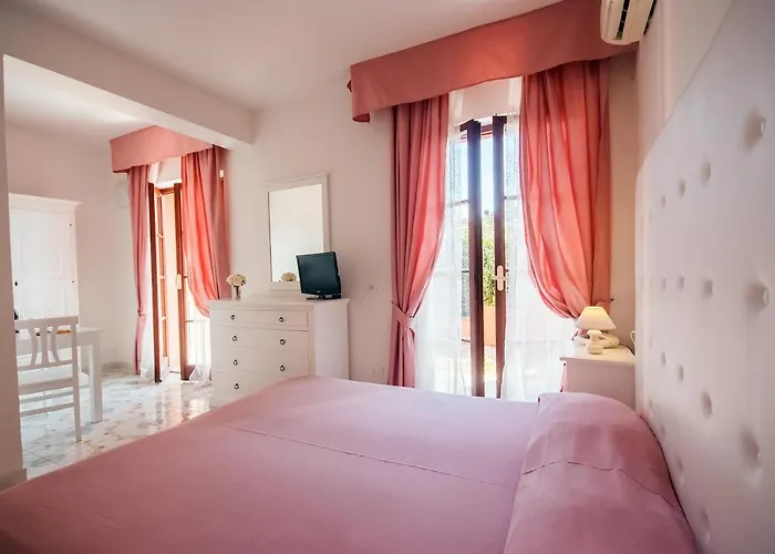 מלון San Giovanni